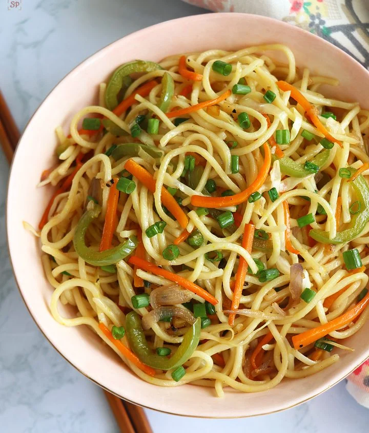 Hakka-Noodles